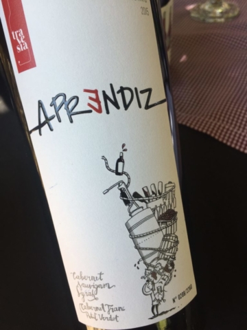 Mezcla tinta Aprendiz, de Viña Travesía.